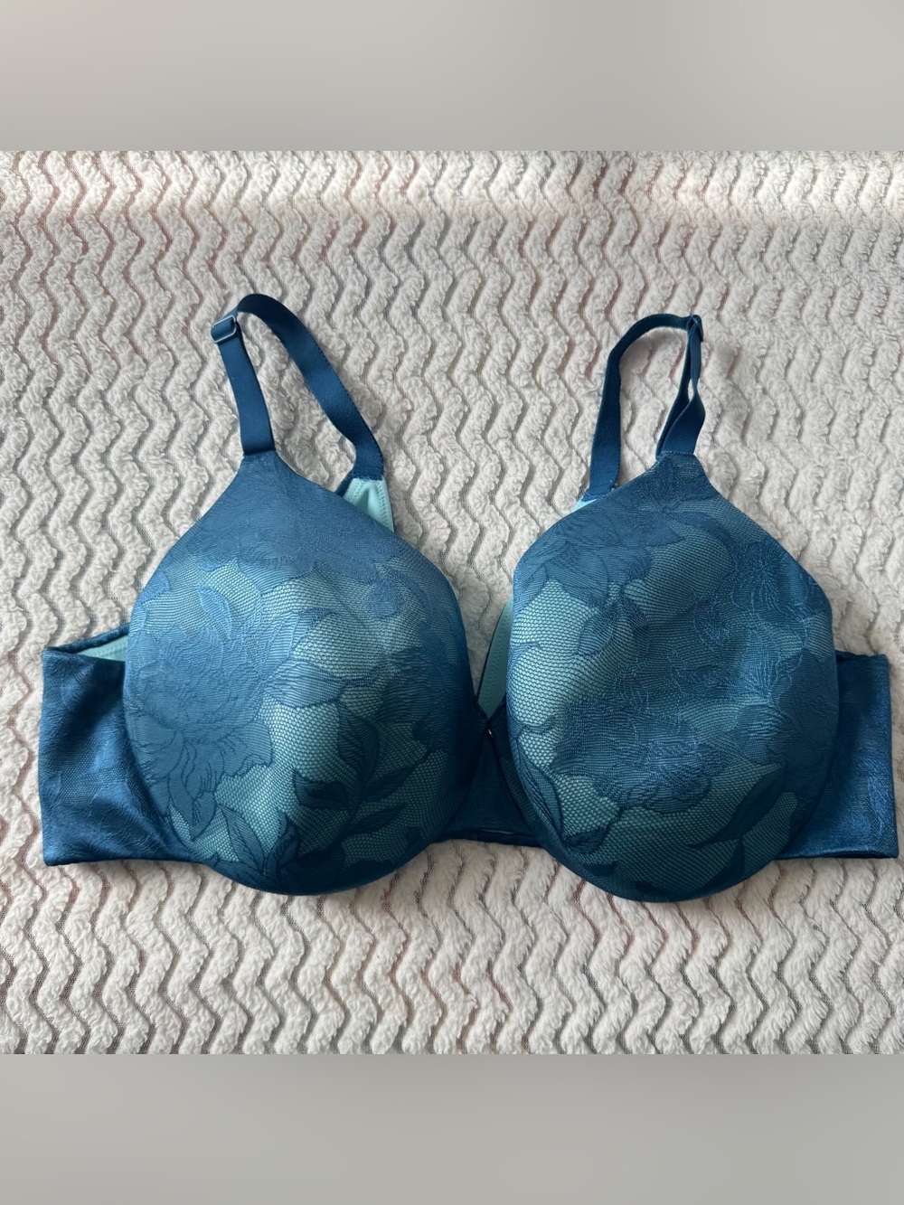Cacique Green Lace Lightly Lined Full Coverage Padded Wired Adj. Straps Bra 44C